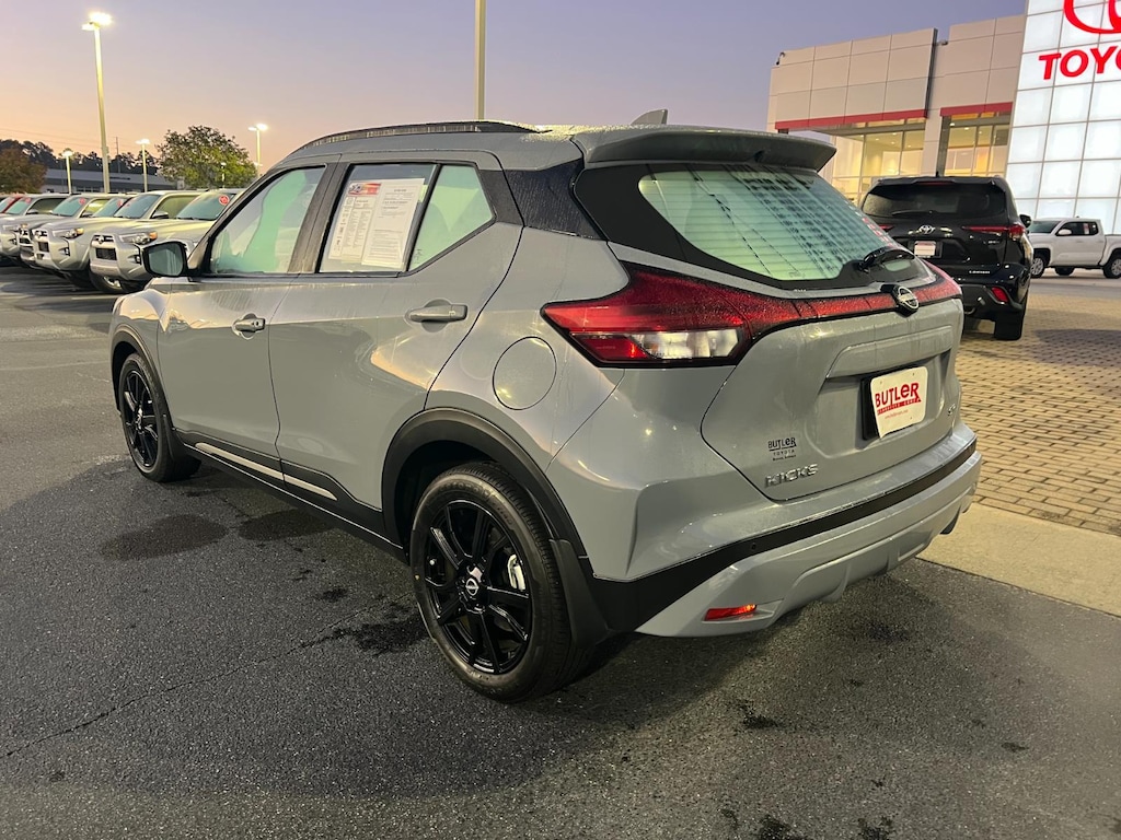 Used 2024 Nissan Kicks SR SUV