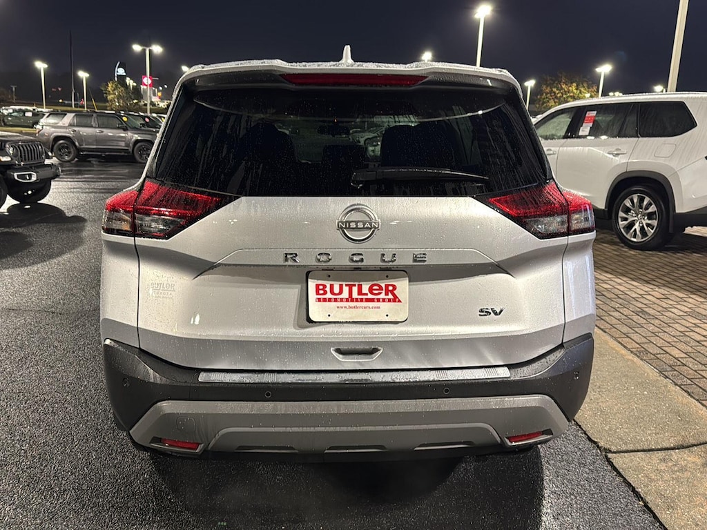 Used 2023 Nissan Rogue SV SUV