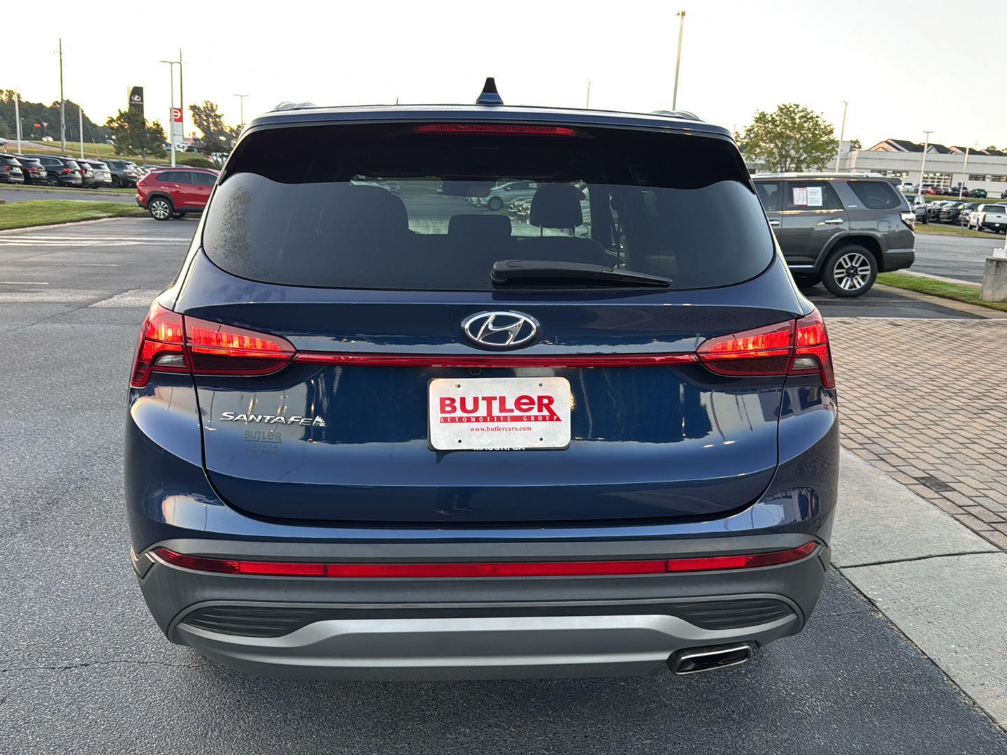 2023 Hyundai Santa Fe SE photo 4