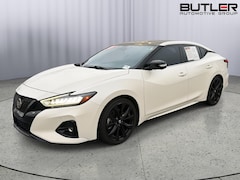 2021 Nissan Maxima SR Sedan