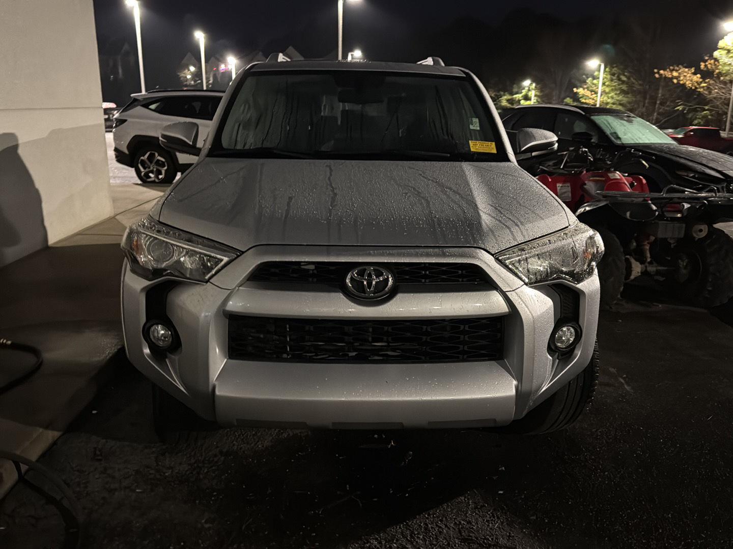 2017 Toyota 4Runner SR5 Premium photo 3