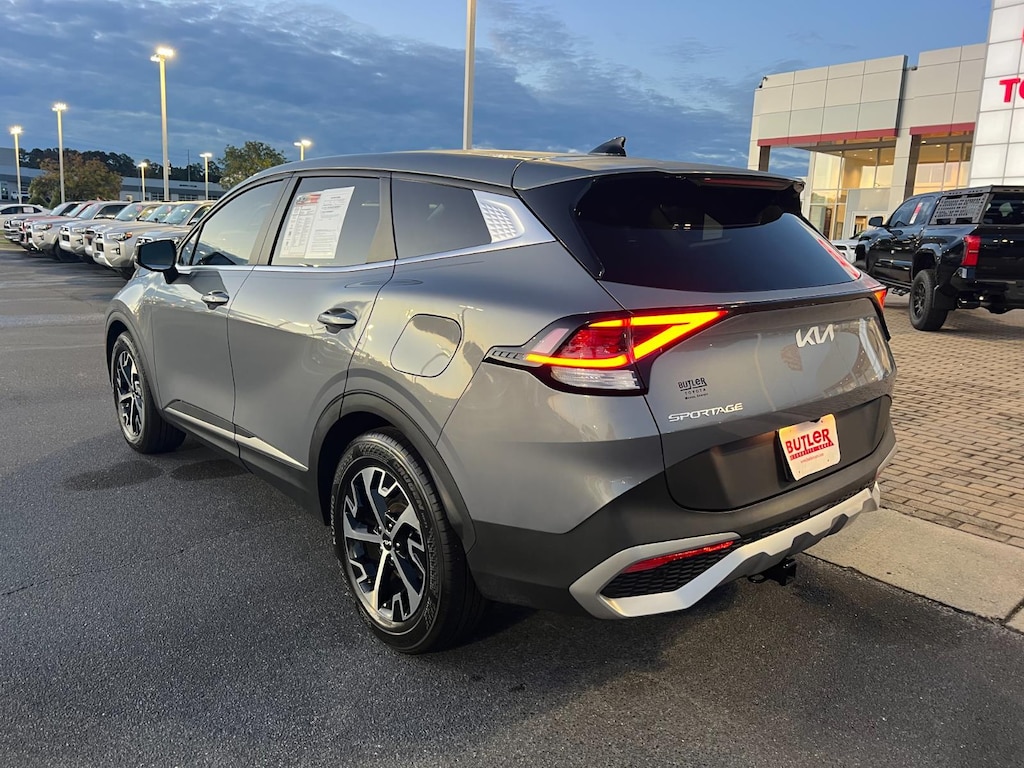 Used 2023 Kia Sportage EX SUV