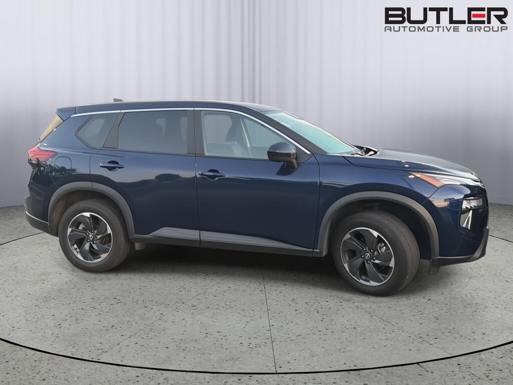 Used 2024 Nissan Rogue SV SUV