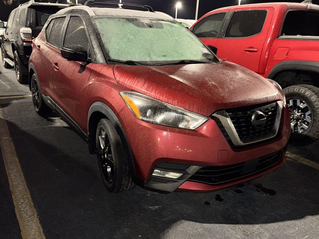Used 2020 Nissan Kicks SR SUV