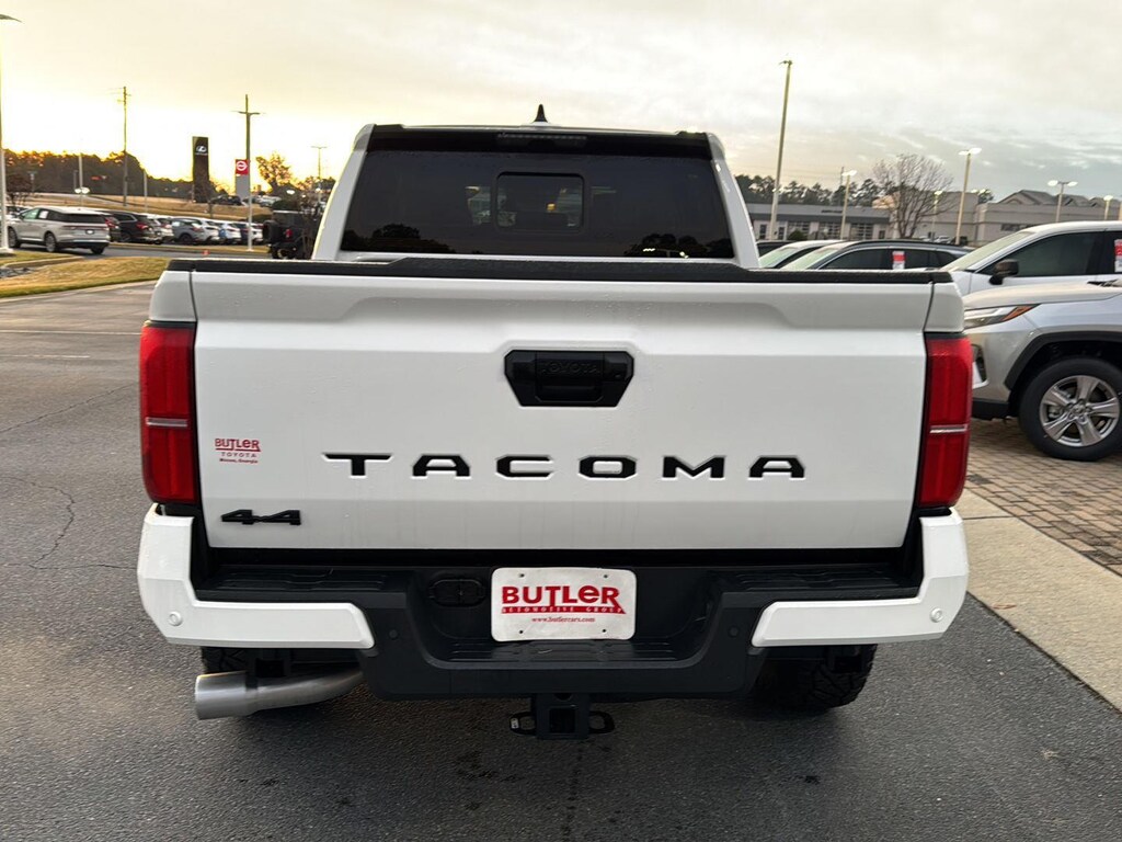 Used 2025 Toyota Tacoma SR5 Truck
