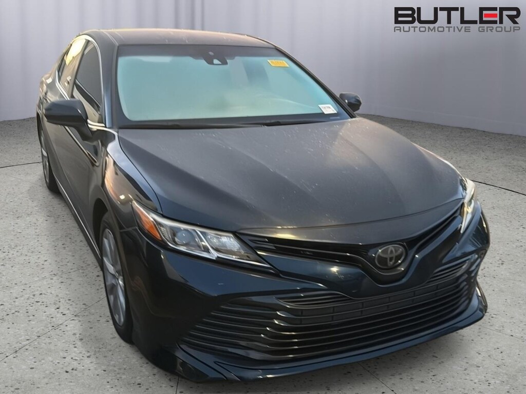 Used 2020 Toyota Camry LE Sedan