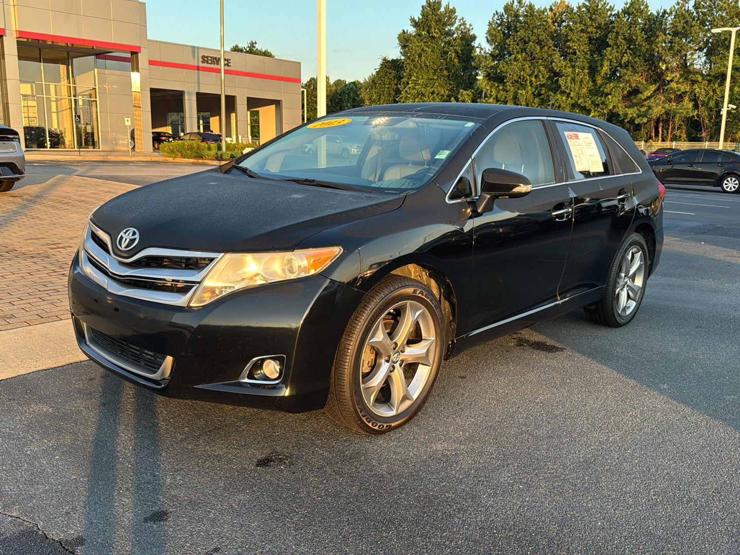 2013 Toyota Venza LE photo 2