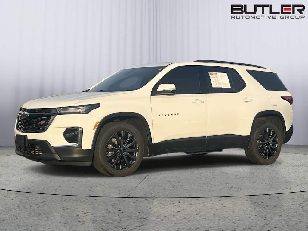 Used 2023 Chevrolet Traverse RS SUV