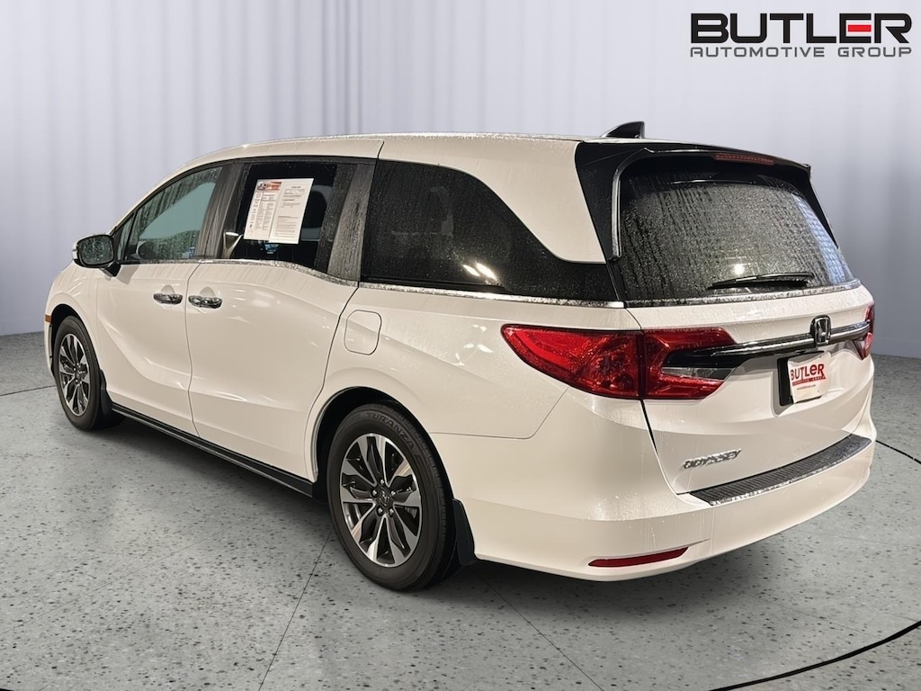 Used 2024 Honda Odyssey EX-L Van