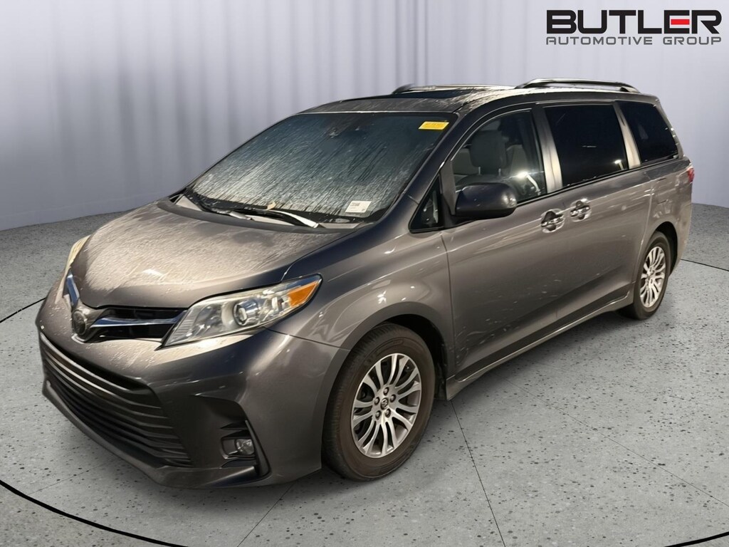 Used 2019 Toyota Sienna XLE 8-Passenger Van