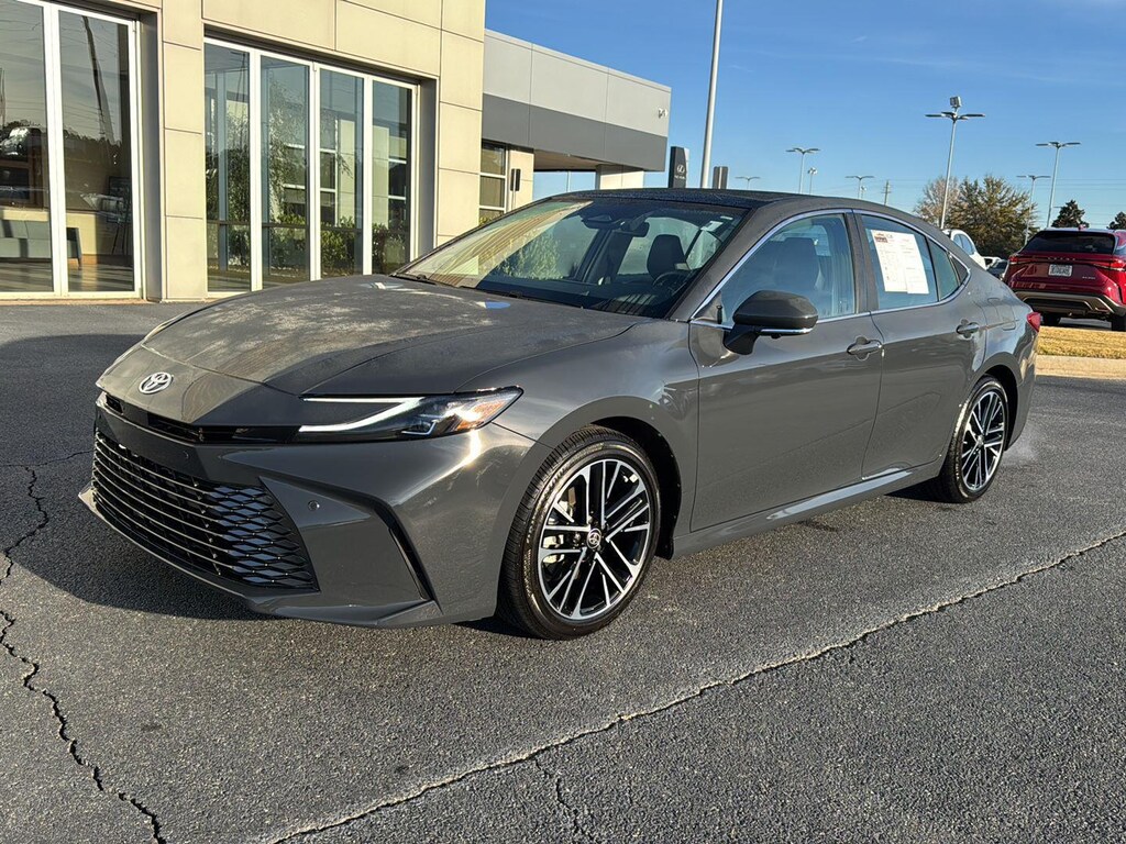 Used 2025 Toyota Camry XLE Sedan