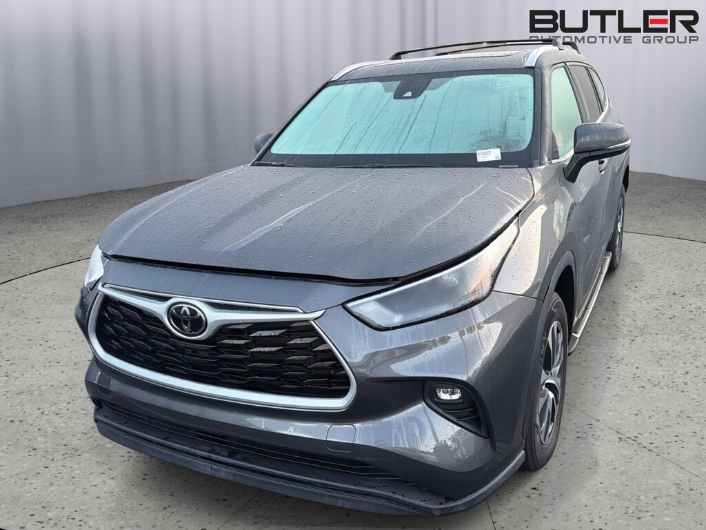 Used 2022 Toyota Highlander XLE SUV