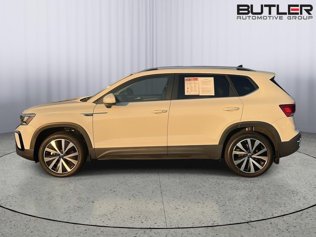 Used 2022 Volkswagen Taos SE SUV
