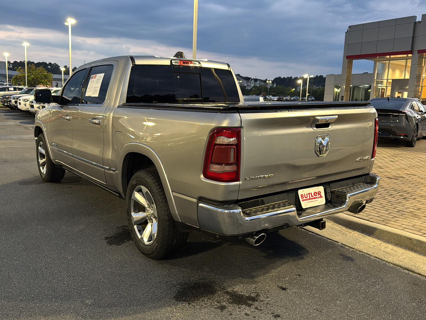 2019 Ram 1500 Limited photo 4