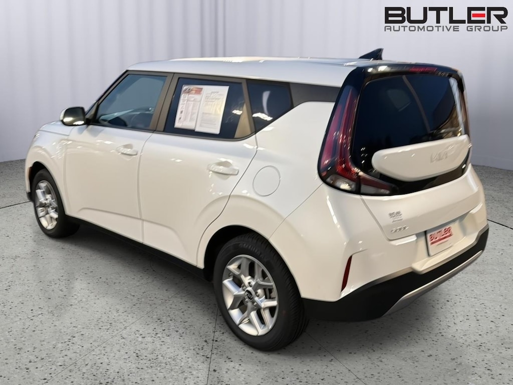 Used 2024 Kia Soul LX Hatchback