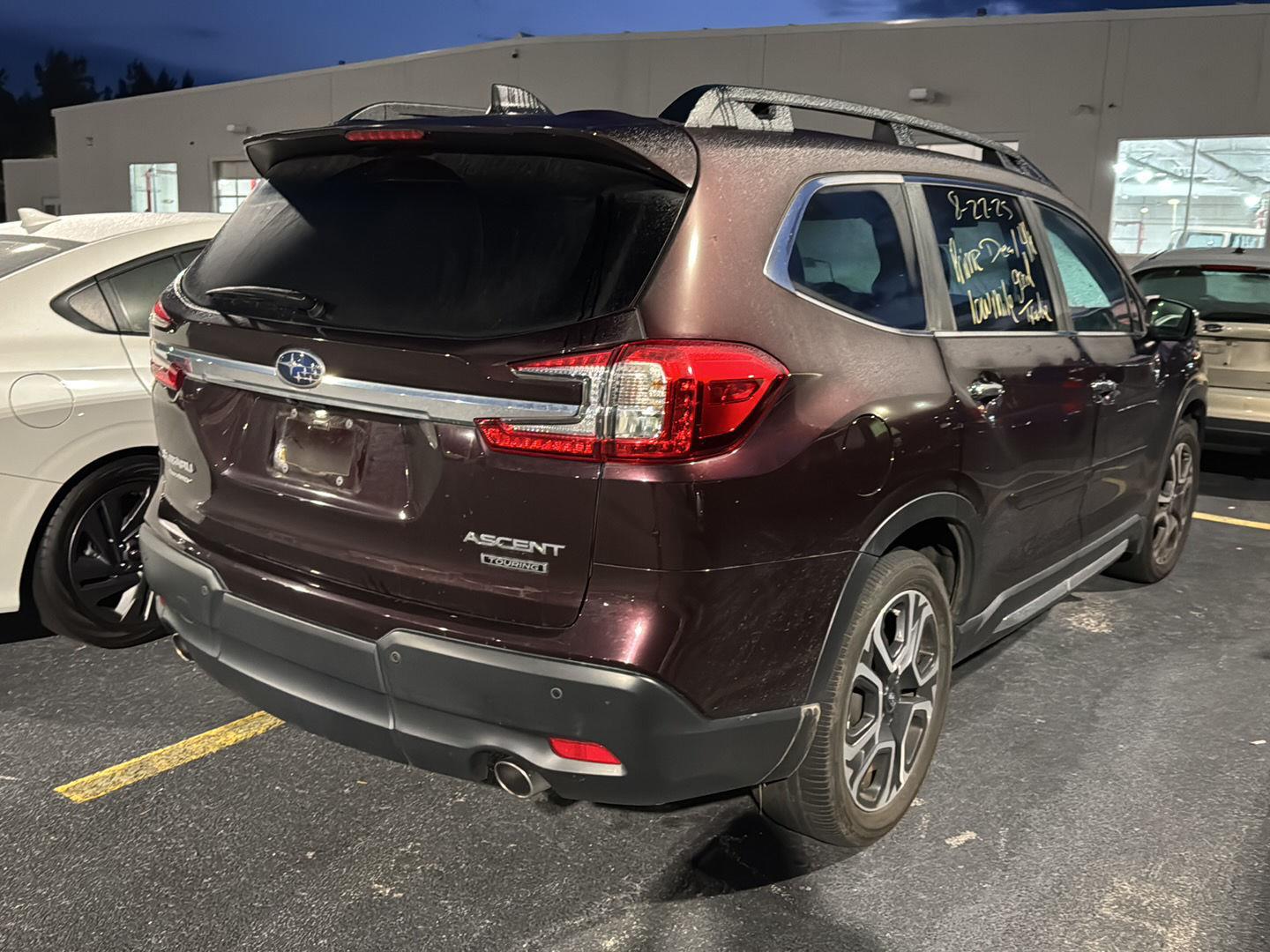 2023 Subaru Ascent Touring photo 4