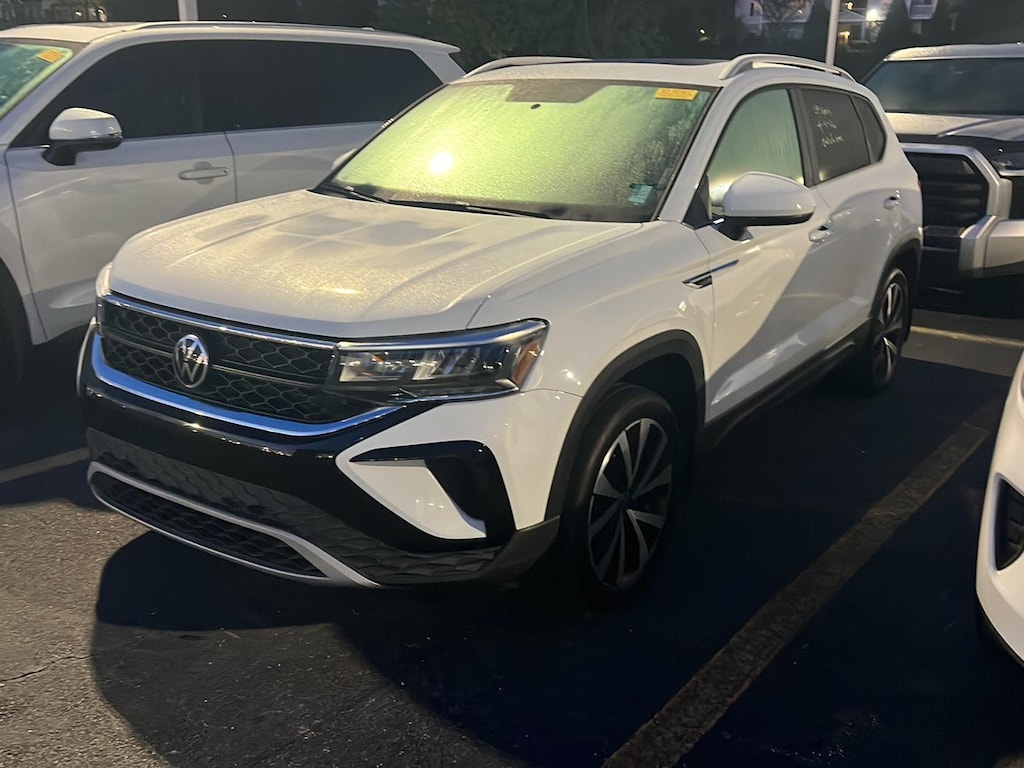 Used 2022 Volkswagen Taos SE SUV