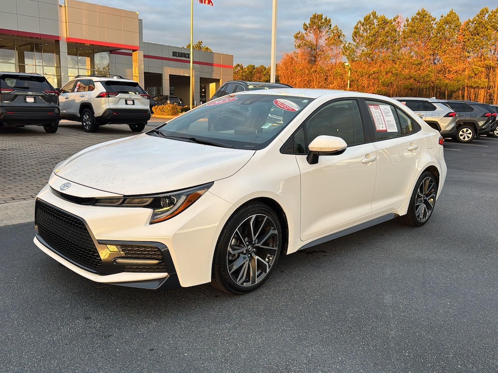 Used 2021 Toyota Corolla SE Sedan