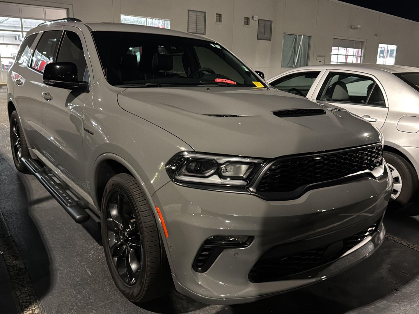 2023 Dodge Durango R/T Plus photo 3