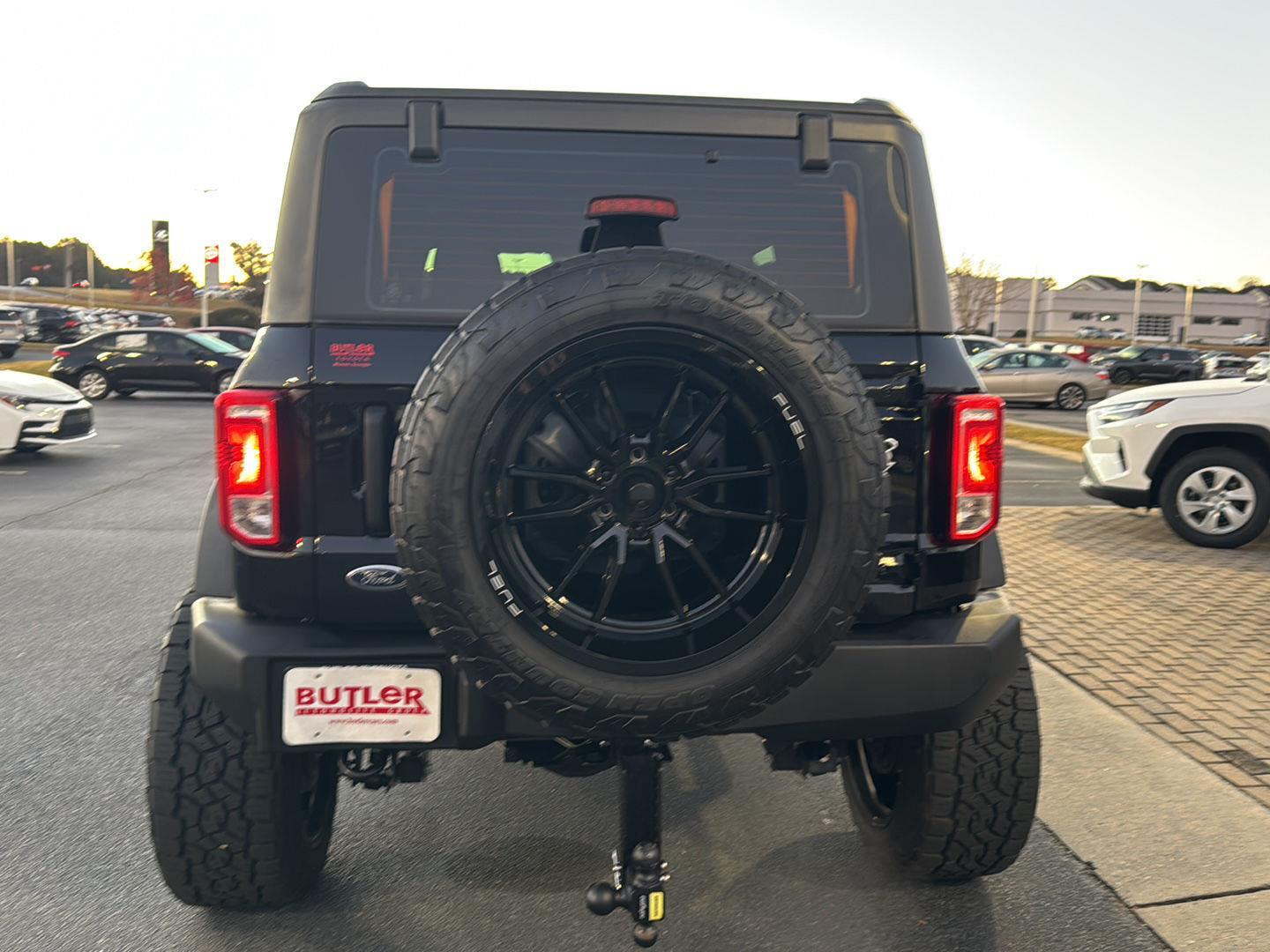 2023 Ford Bronco Base photo 4