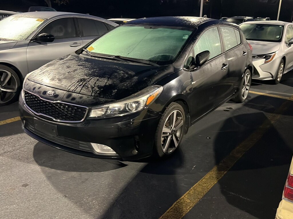 Used 2017 Kia Forte 5-Door EX