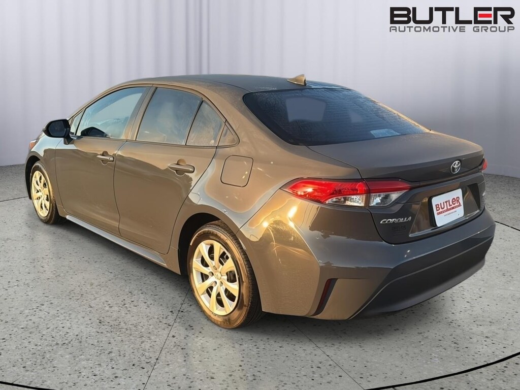 Used 2025 Toyota Corolla LE Sedan