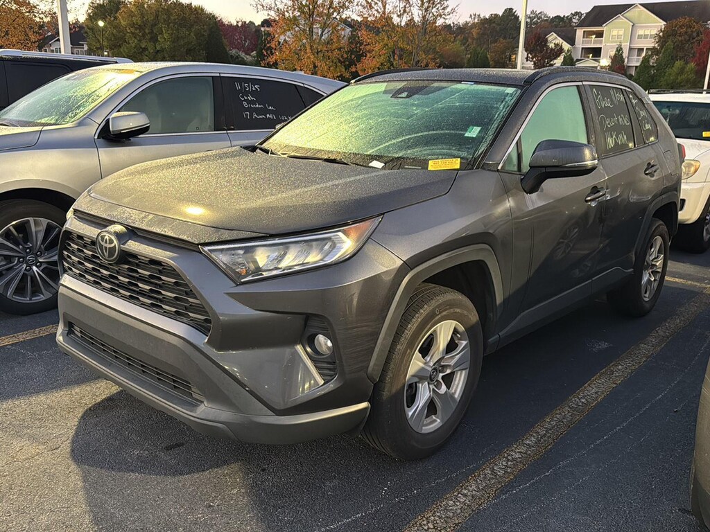 Used 2020 Toyota RAV4 XLE SUV