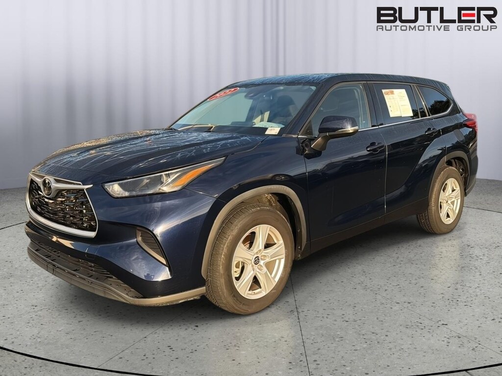 Used 2022 Toyota Highlander L SUV