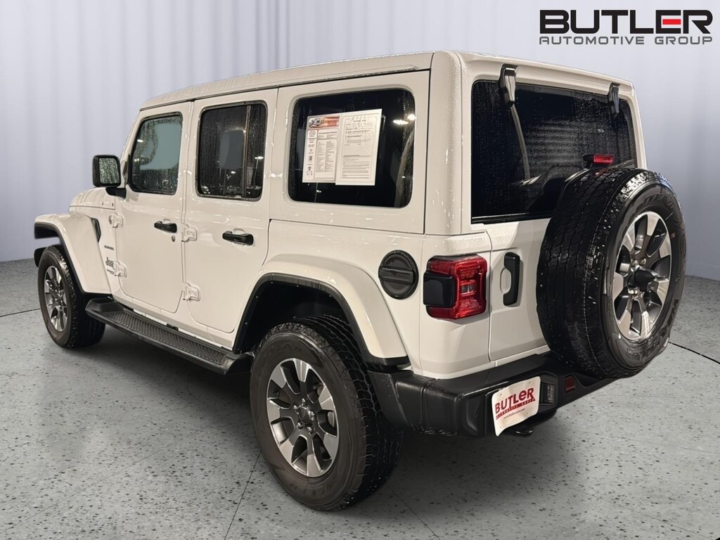 Used 2022 Jeep Wrangler Unlimited Sahara SUV