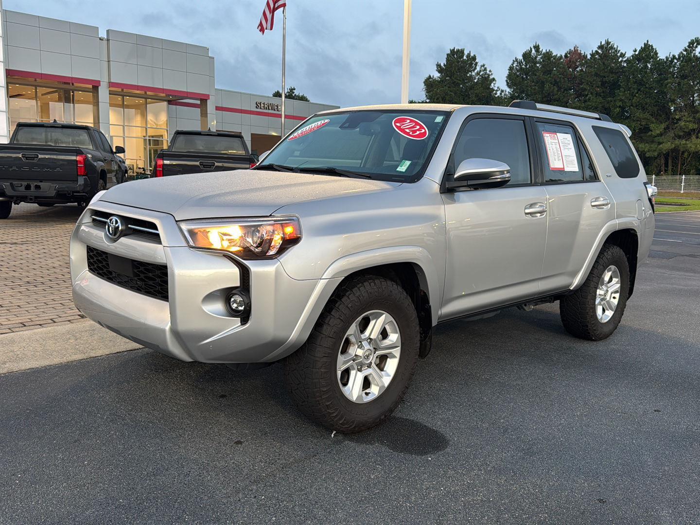 2023 Toyota 4Runner SR5 Premium photo 2