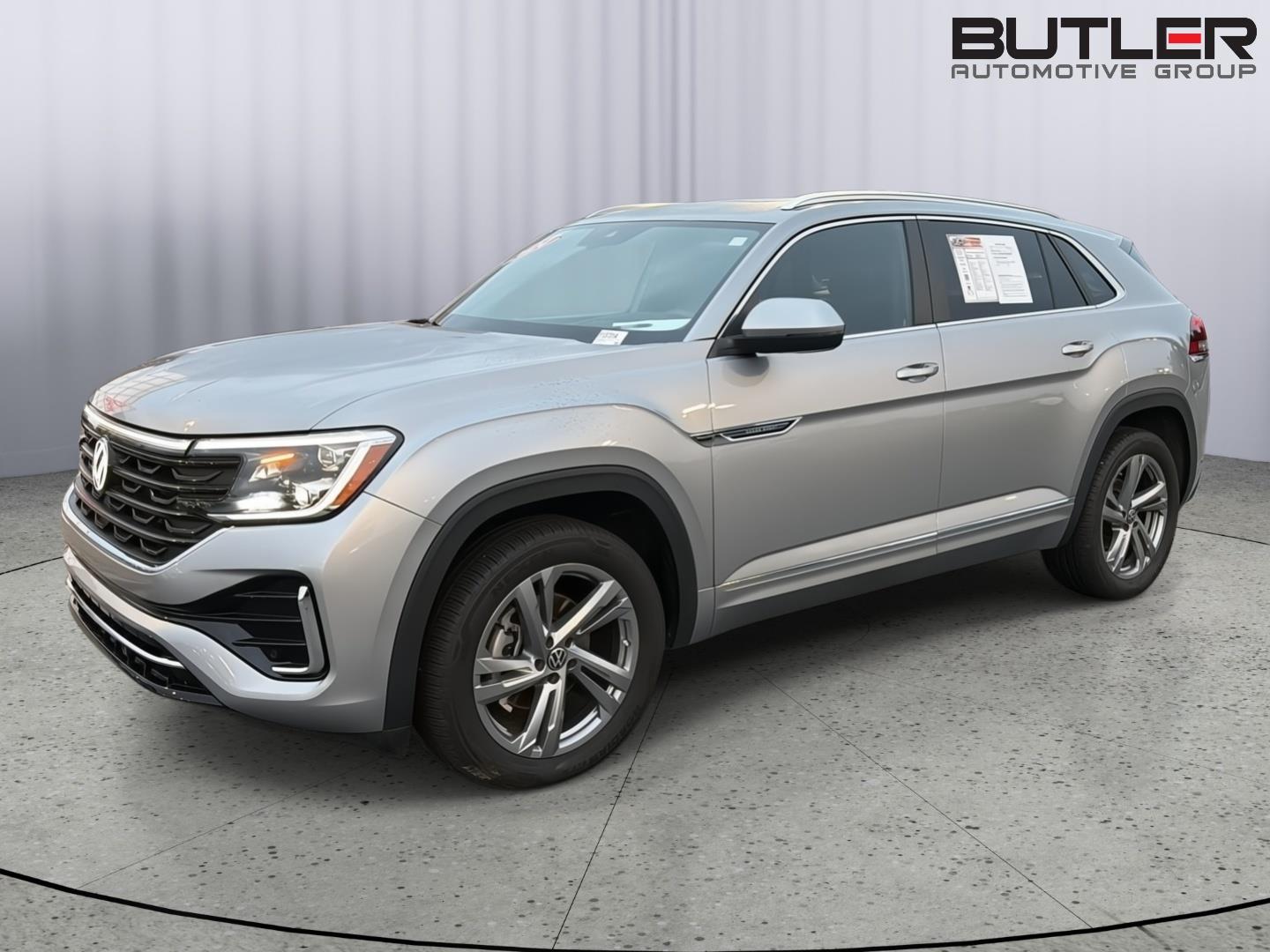 2024 Volkswagen Atlas Cross Sport SEL R-LINE