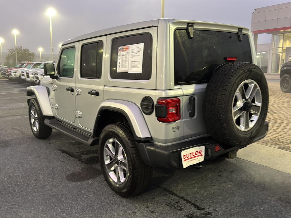 Used 2022 Jeep Wrangler Unlimited Sahara SUV