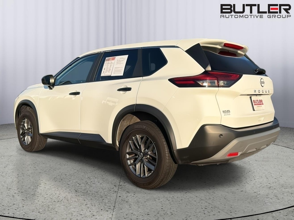 Used 2023 Nissan Rogue S SUV