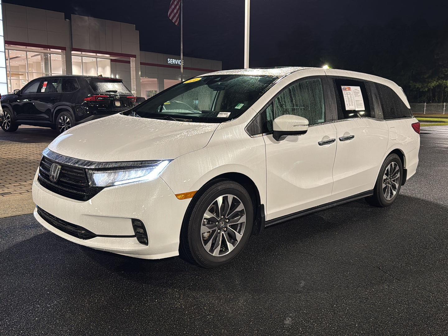 2024 Honda Odyssey EX-L photo 2