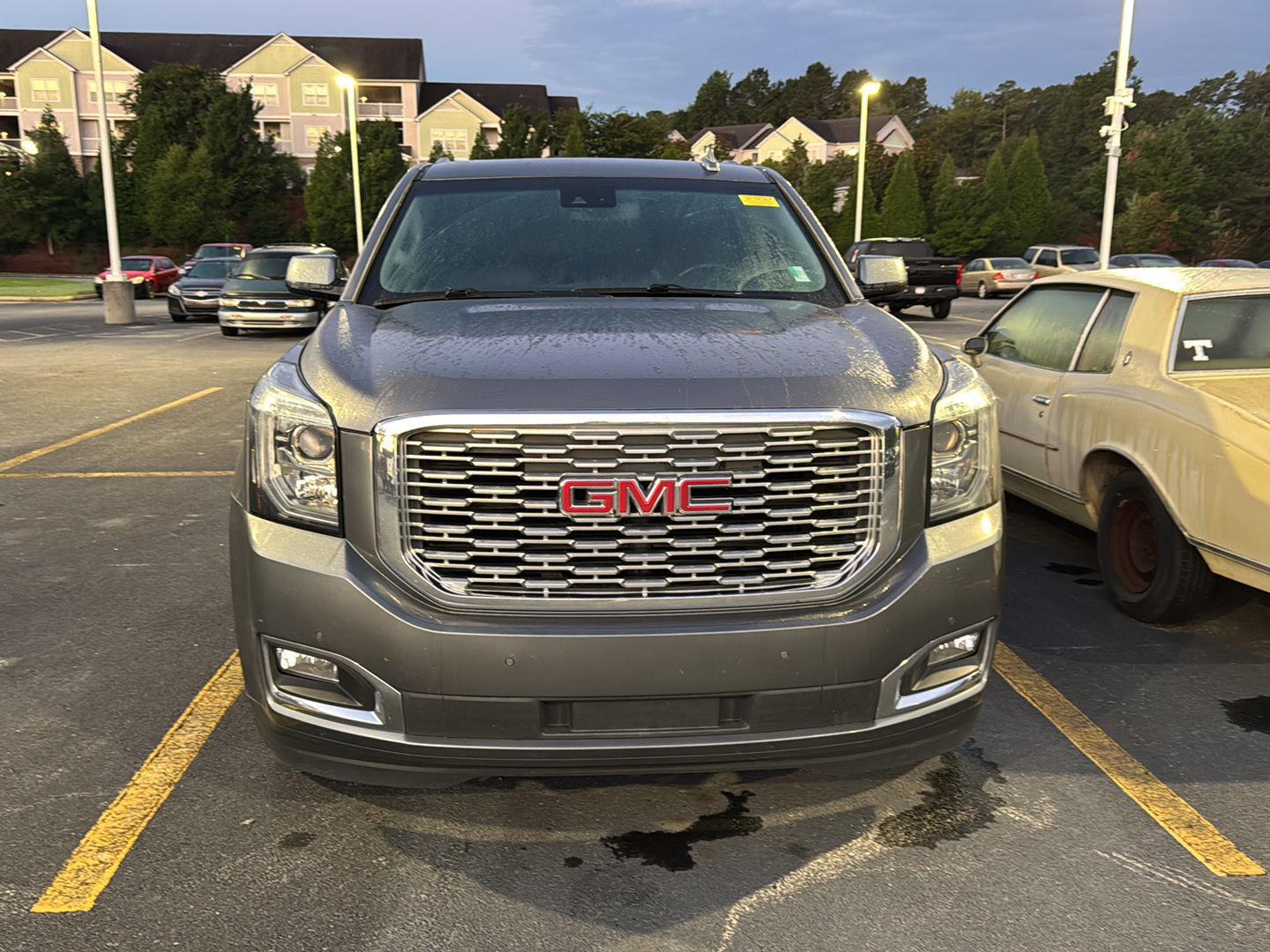 2020 Gmc Yukon XL Denali photo 3