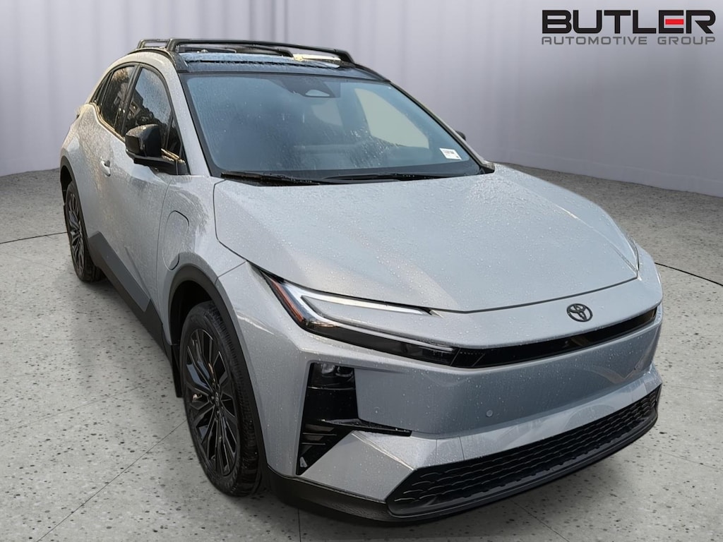 Used 2026 Toyota C-HR XSE SUV