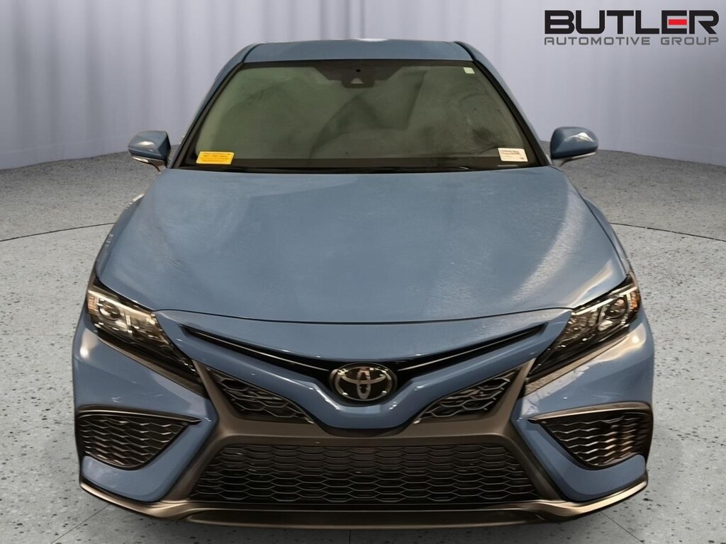 Used 2024 Toyota Camry SE Sedan