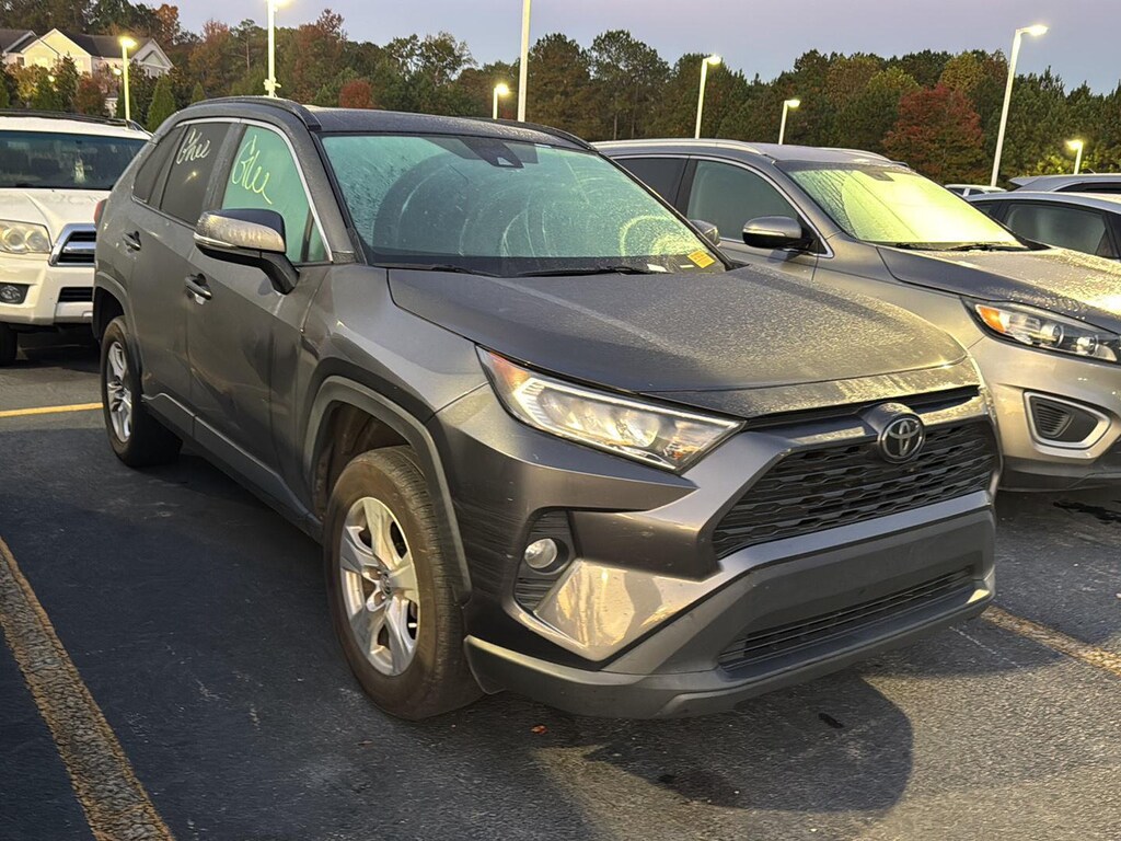 Used 2020 Toyota RAV4 XLE SUV