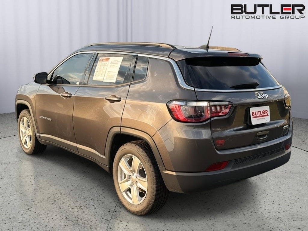 Used 2022 Jeep Compass Latitude SUV