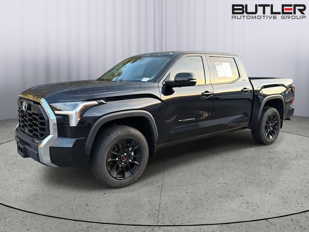 Used 2024 Toyota Tundra SR5 CrewMax