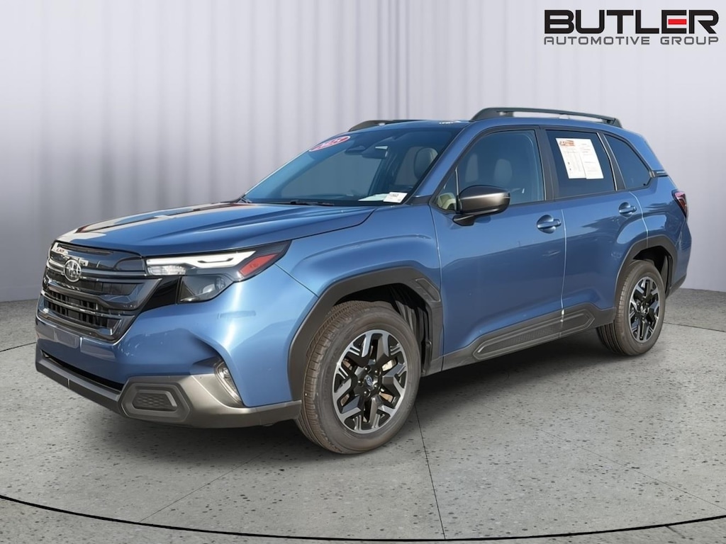 Used 2025 Subaru Forester Premium SUV
