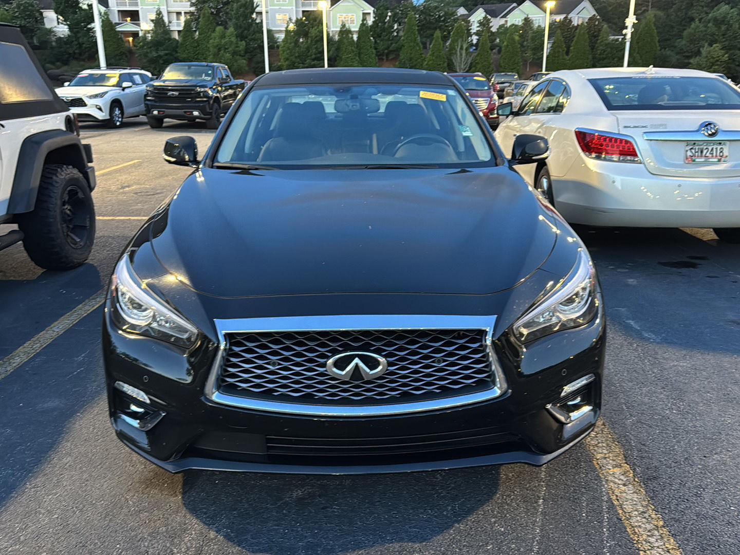 2023 Infiniti Q50 LUXE photo 3