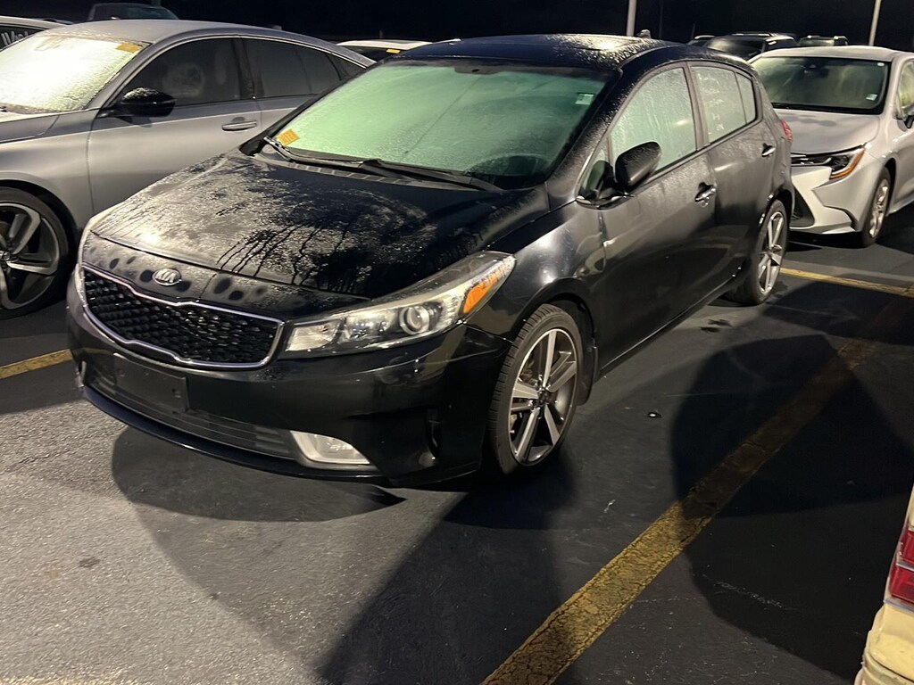 Used 2017 Kia Forte 5-Door EX