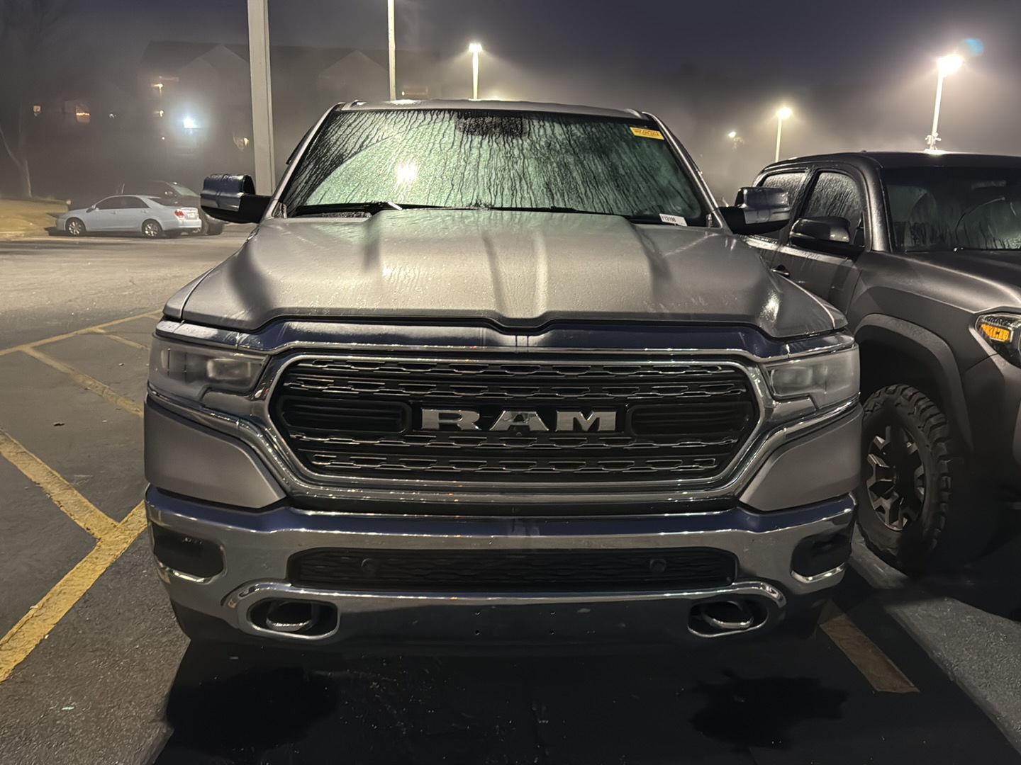 2022 Ram 1500 Limited photo 3