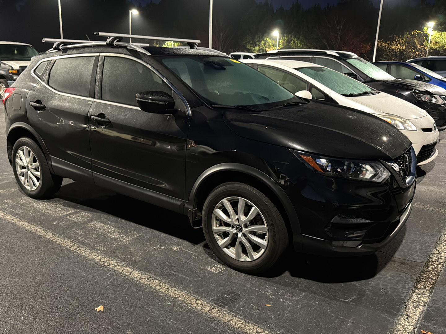 2021 Nissan Rogue Sport SV photo 2