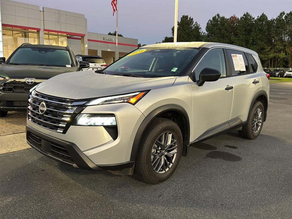 Used 2025 Nissan Rogue S SUV