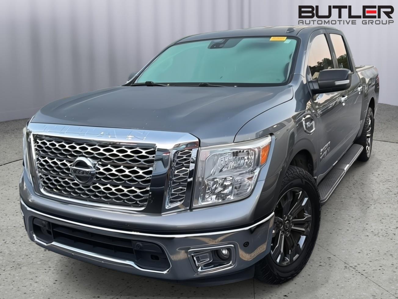 2017 Nissan Titan