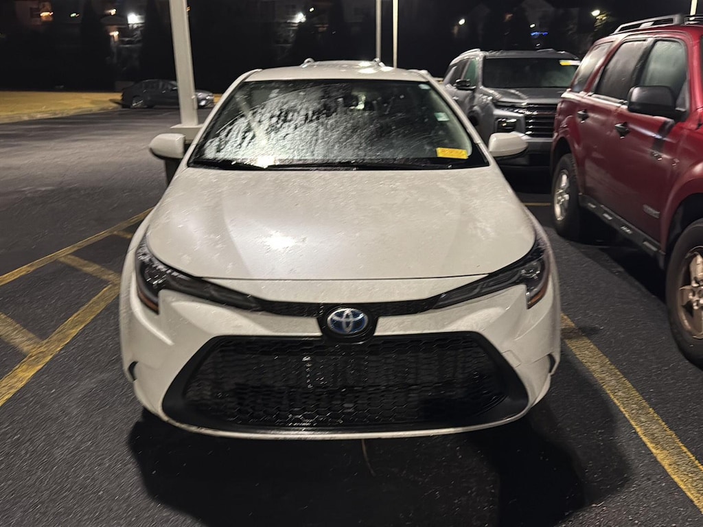 2021 Toyota Corolla Hybrid LE photo 3
