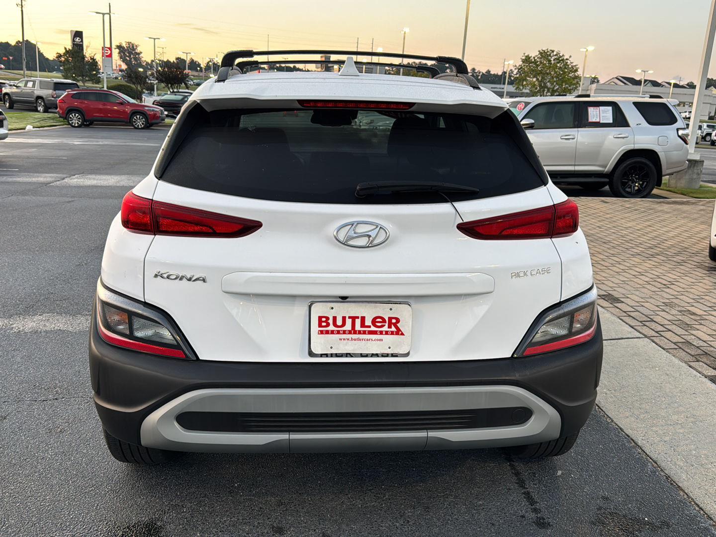 2023 Hyundai Kona SEL photo 4