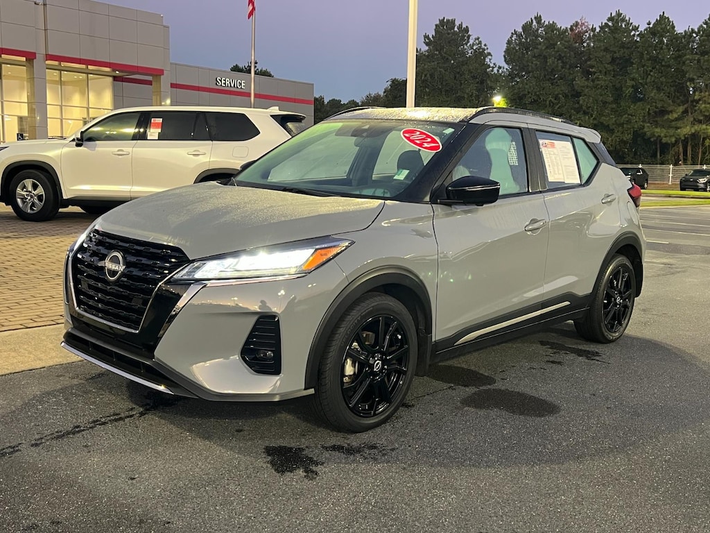 Used 2024 Nissan Kicks SR SUV